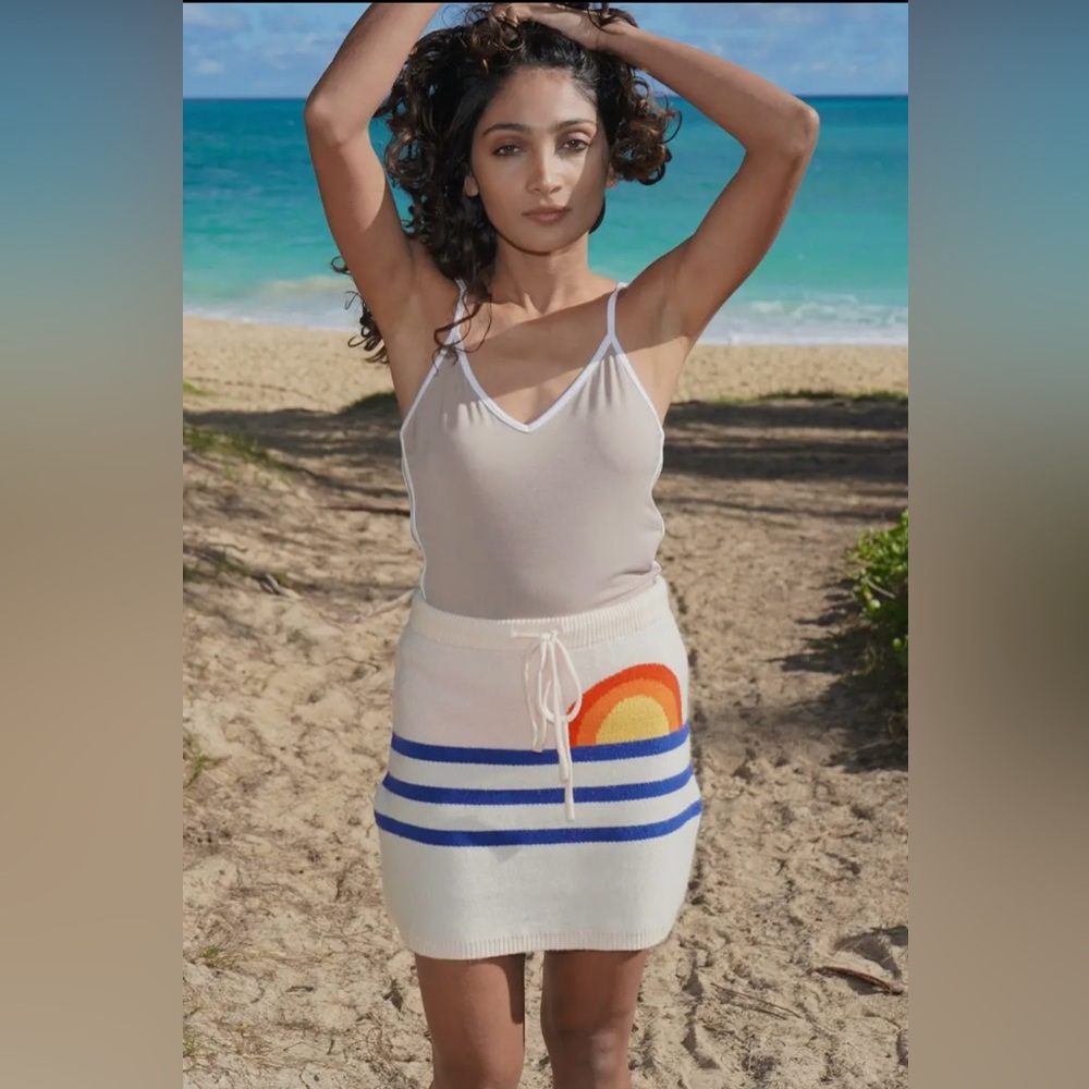 NWT Intarsia Sun Print Skirt